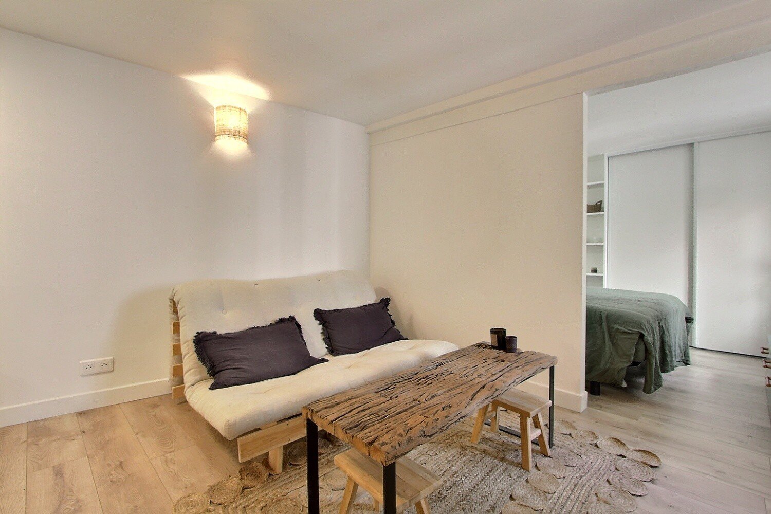 Studio rental in Paris, Rue Dupin