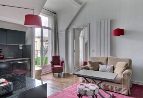 Appartement meublé 2 pièces à Paris 8e, Avenue des Champs-Élysées