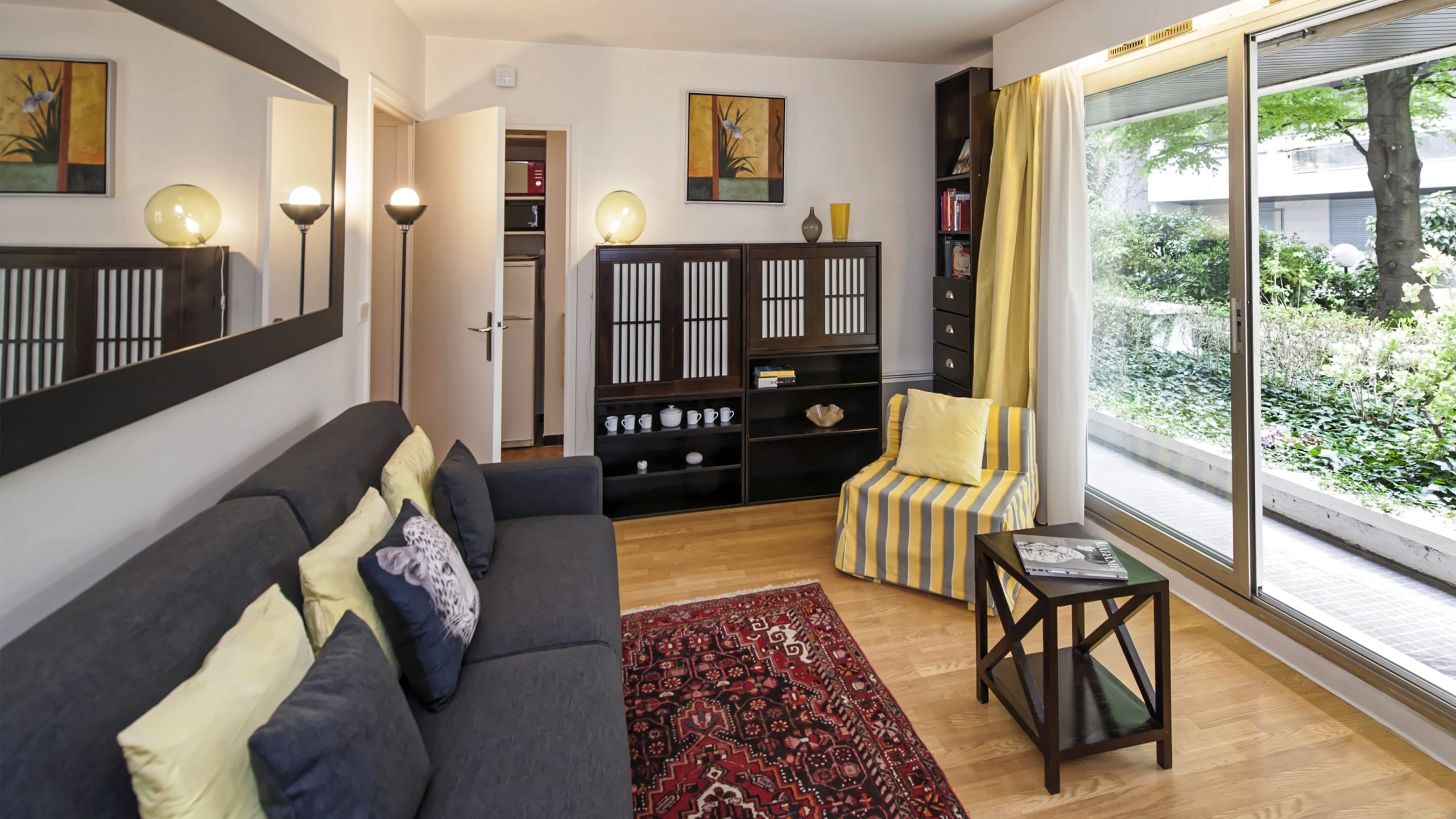 Rent a furnished studio in Paris 6th - 31m2 - Jardin du Luxembourg, Rue ...